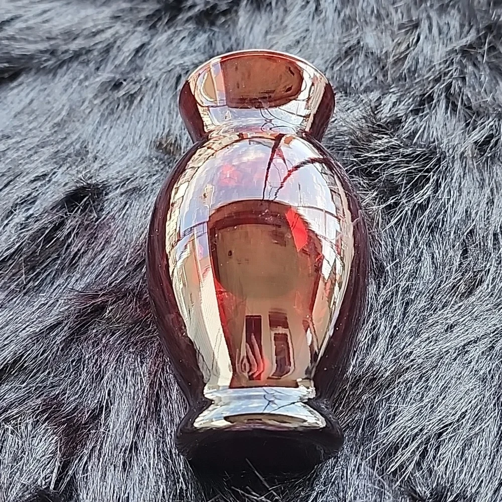 VINTAGE  RUBY RED VASE. VERY BEAUTIFUL! - Picture 2 of 5
